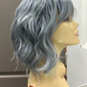 NIB Breezy Wavez Rene of Paris WIG Frozen Sapphire